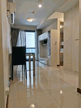 ขายคอนโดกว้างขวาง 1 ห้องนอน ตกแต่งสวย ราคาดี ทำเลงาม ย่านทองหล่อ